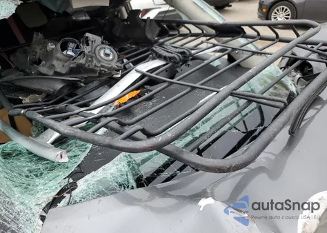 2016 Nissan Rogue S z USA, uszkodzony, nr VIN KNMAT2MV7GP700385